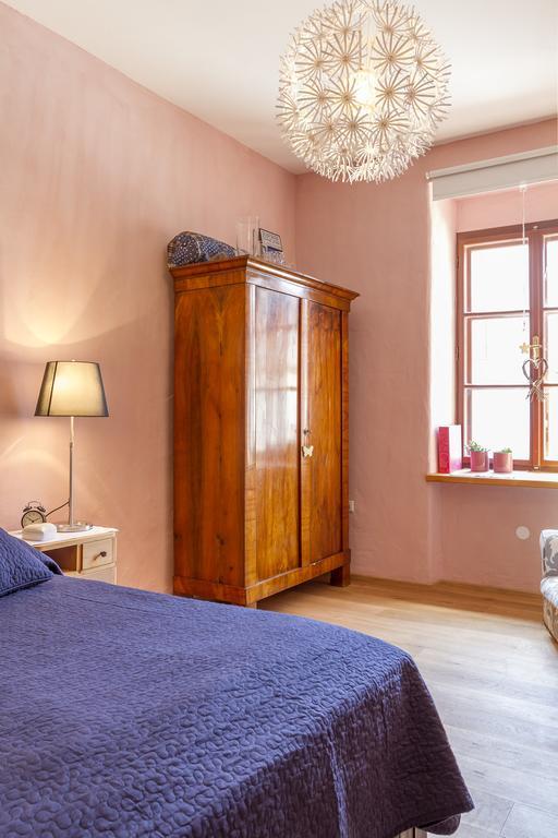 Unser Rosa Haus Fuer Sie Rust Pokój zdjęcie