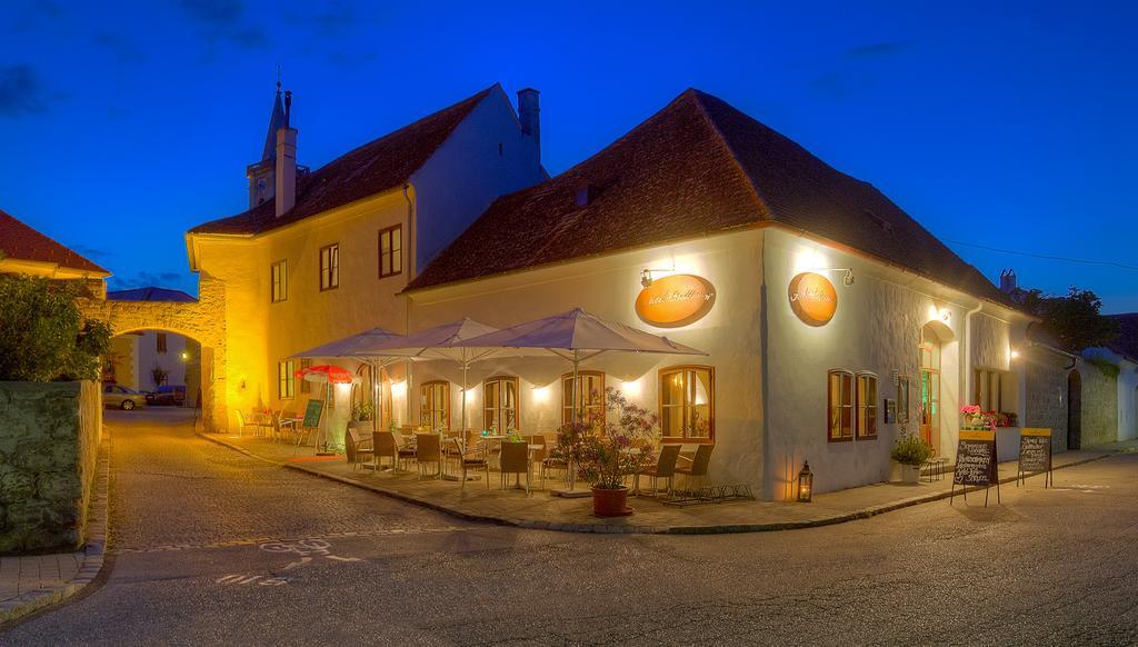 Unser Rosa Haus Fuer Sie Rust Zewnętrze zdjęcie
